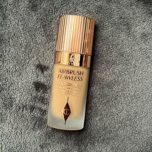 Charlotte Tilbury Airbrush Flawless Foundation